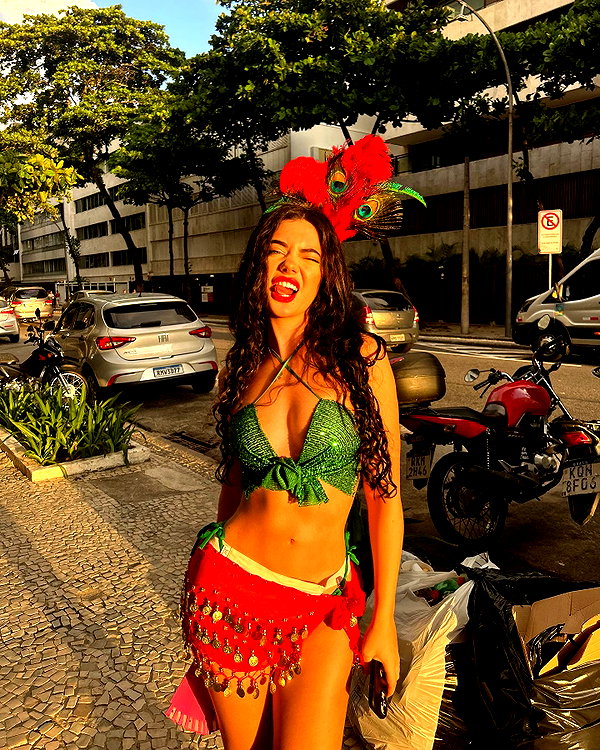 vanessa.rhd instagram image archive image
