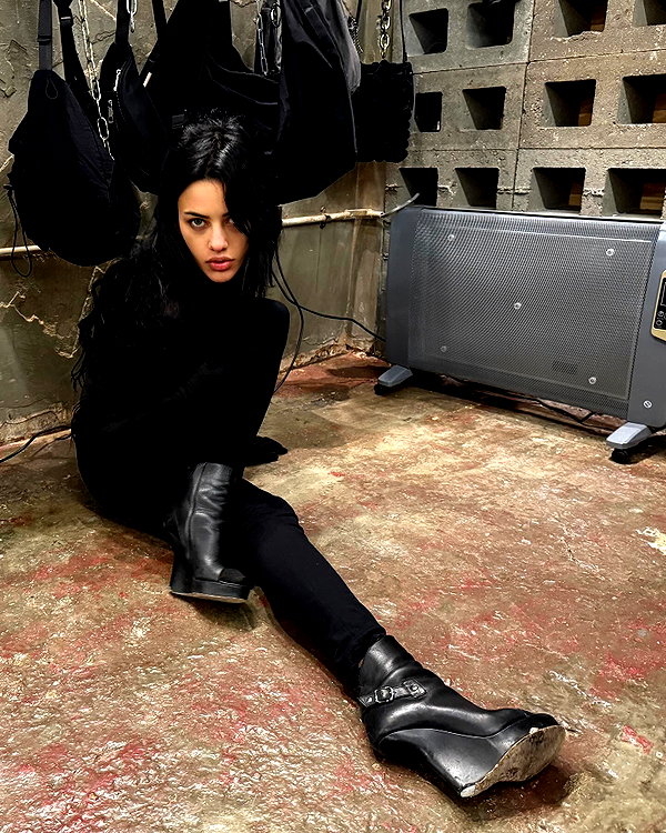 leonanaomii instagram image archive image