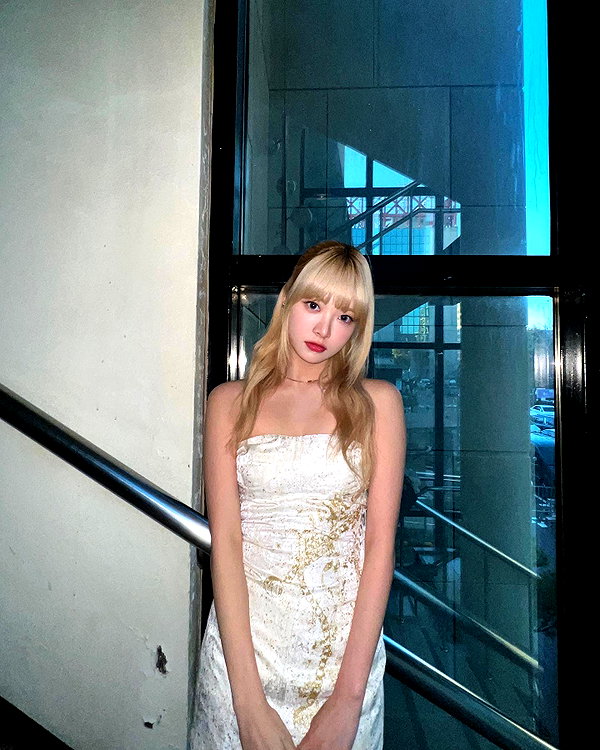 hhh.e_c.v instagram image archive image