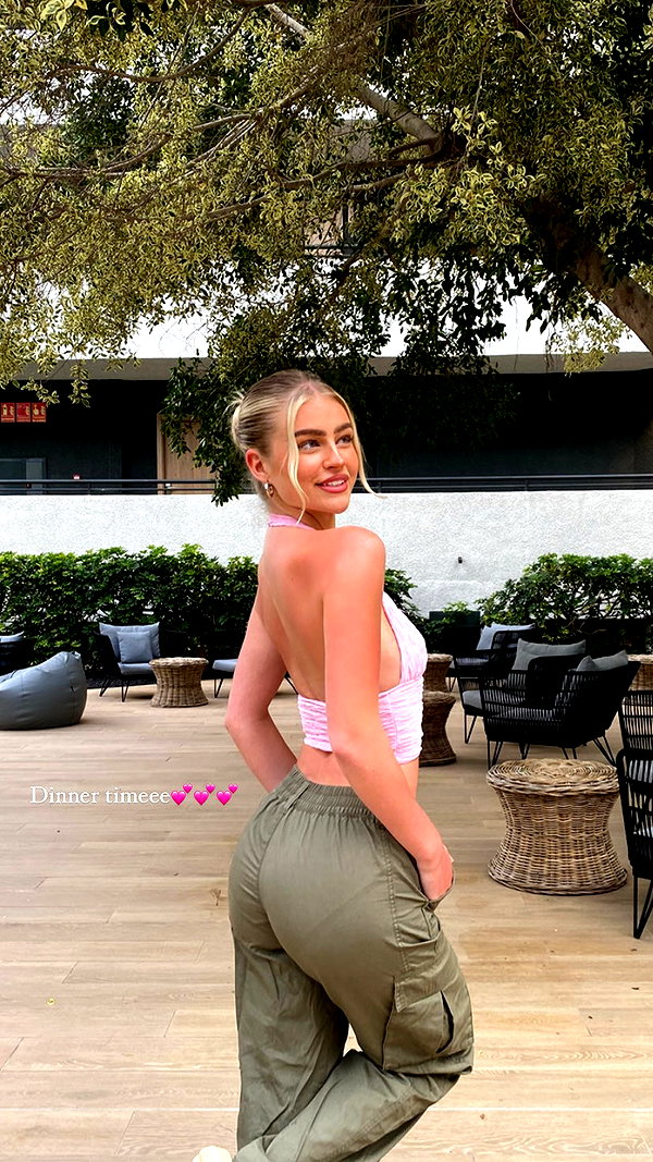 hollyjai archive image