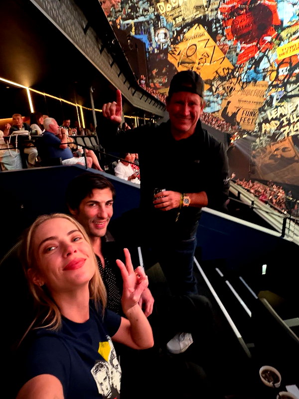 ashleybenson instagram image archive image