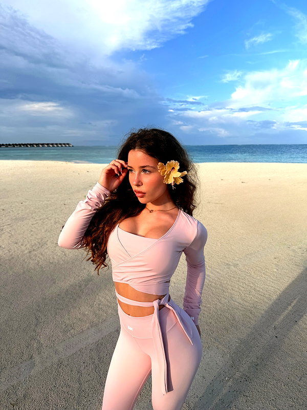 enikeeva_aliya instagram image archive image