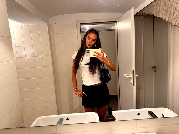 emmaaurora instagram image archive image