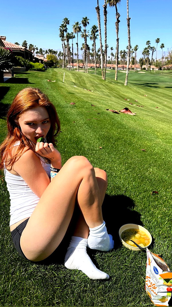 renatarrii instagram image archive image