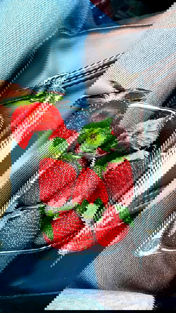 efrat_elmalich image ~ Altpins