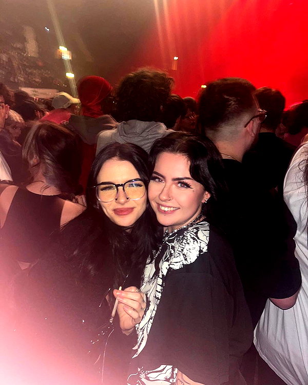 alice_hez instagram image archive image