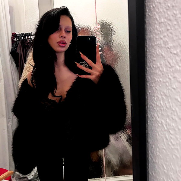 karolinaawasik instagram image archive image