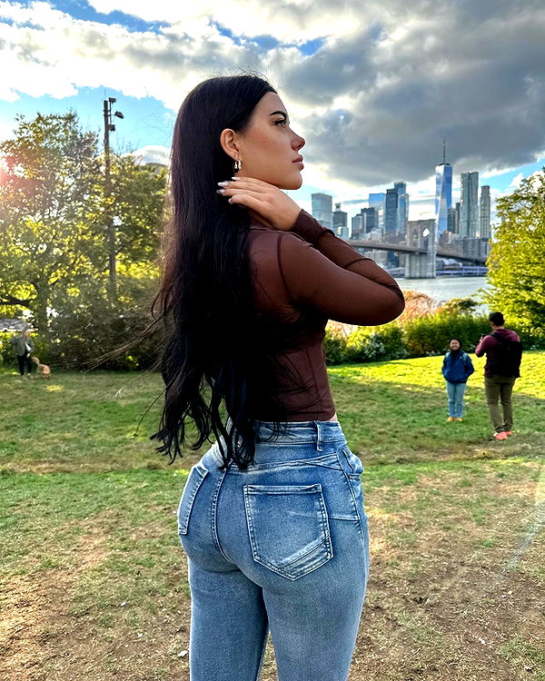 vanessa.rhd instagram image archive image