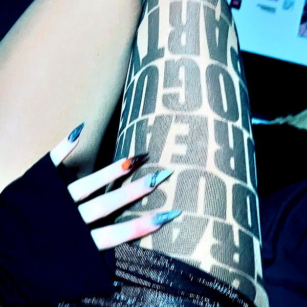 leanxhrt instagram image archive image