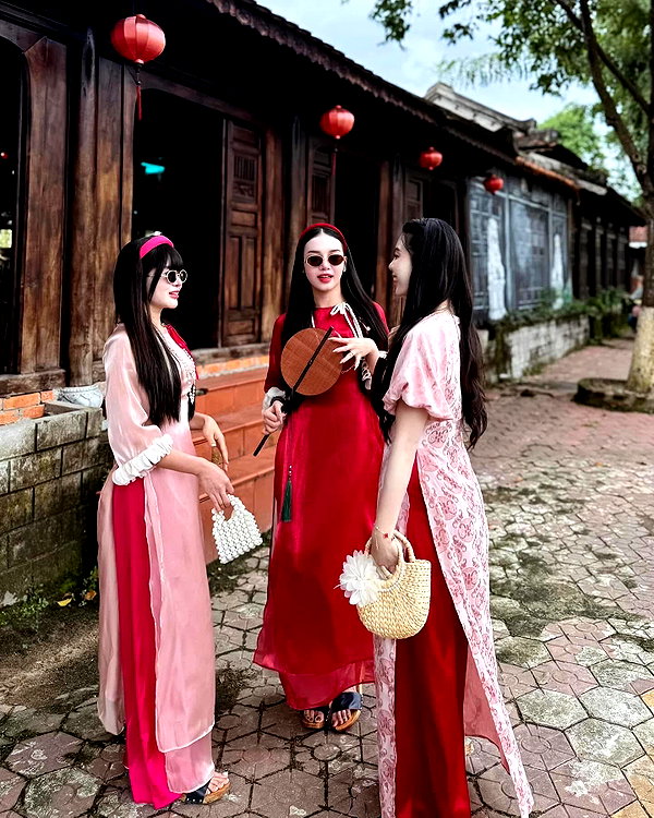 lyhythuedoxinh instagram image archive image