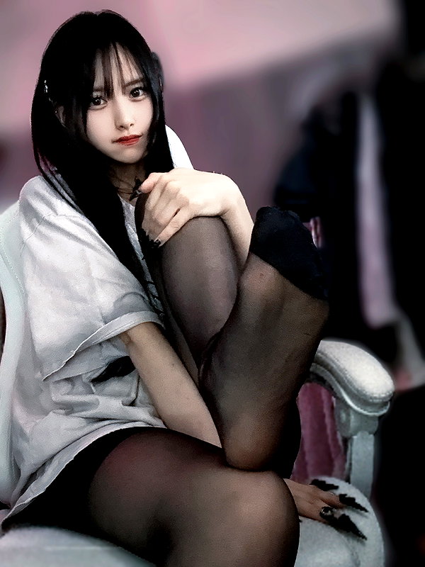 yamikumo_leisa instagram image archive image