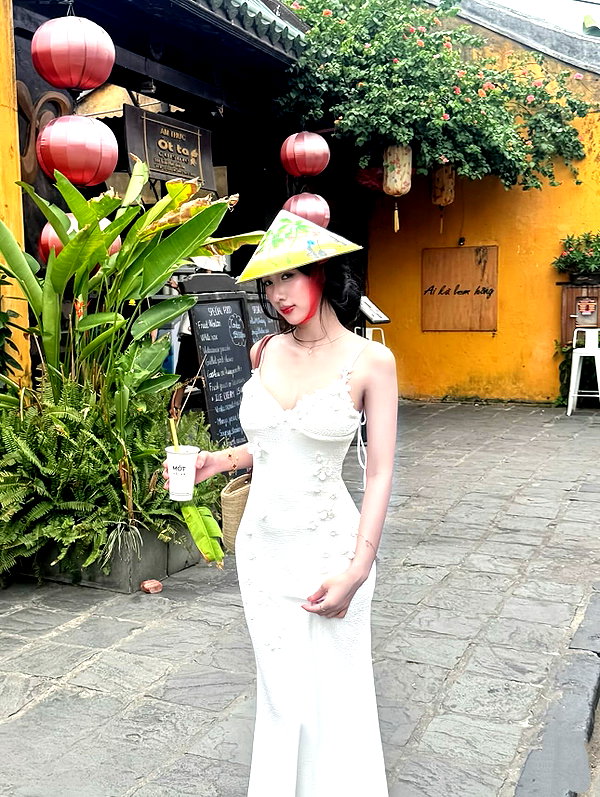 lyhythuedoxinh instagram image archive image