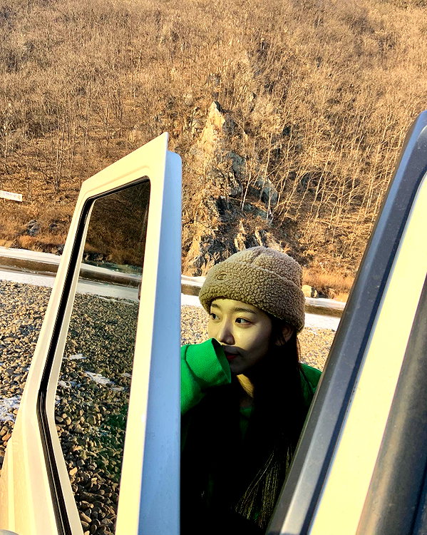 hyeweon__ instagram image archive image