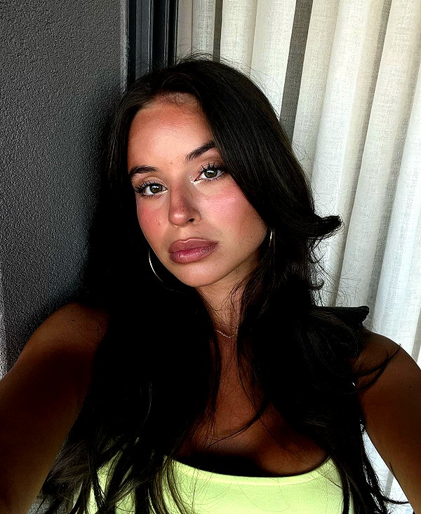 zoeliss instagram image archive image