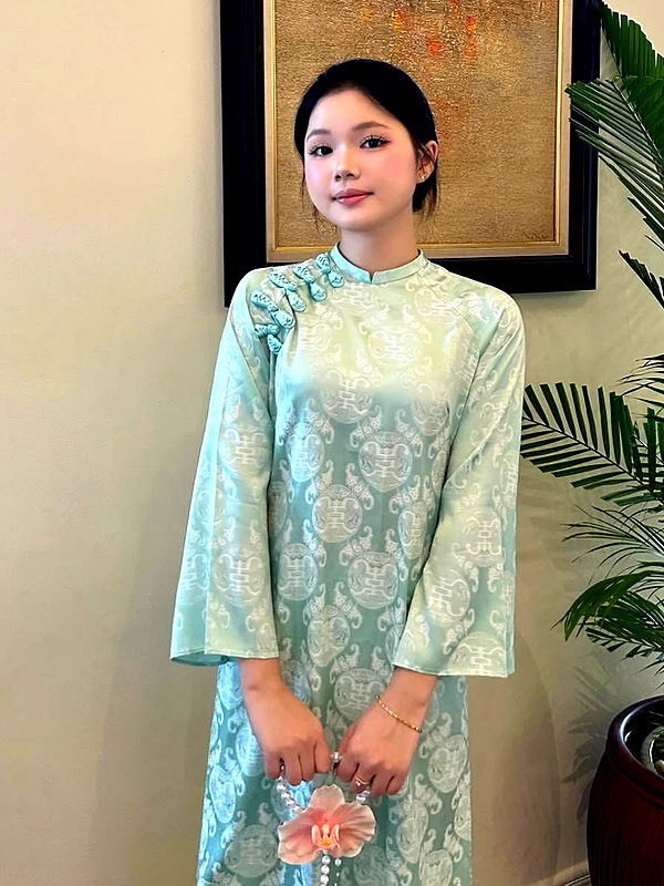 lyhythuedoxinh instagram image archive image