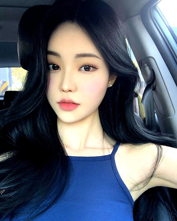 daxbin instagram image archive image