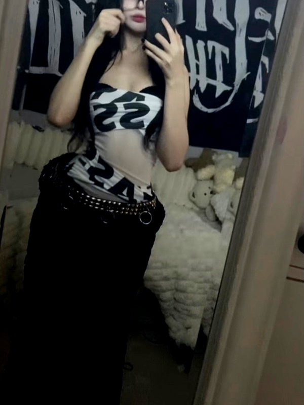 emeurie instagram image archive image