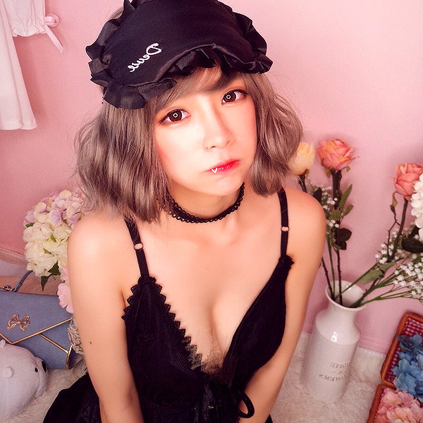 erokochiba instagram image archive image