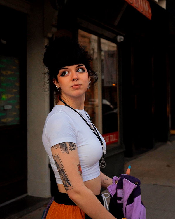 yeahimcaroline instagram image archive image