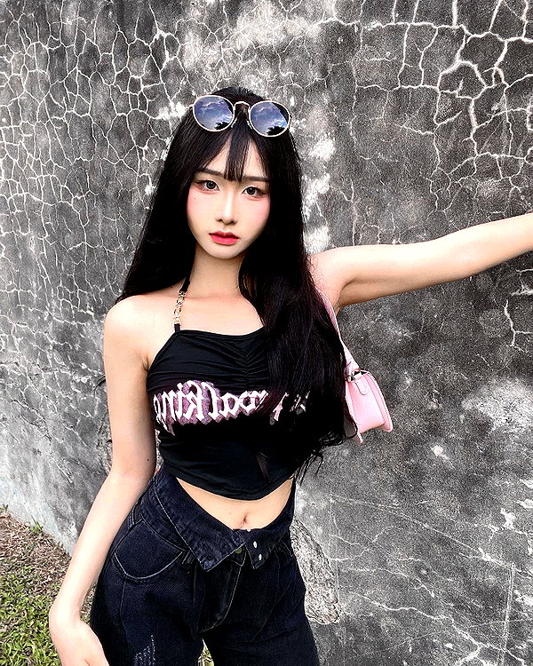 lai_931201 instagram image archive image
