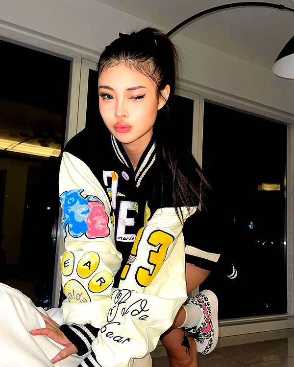 ll.lu1s instagram image archive image