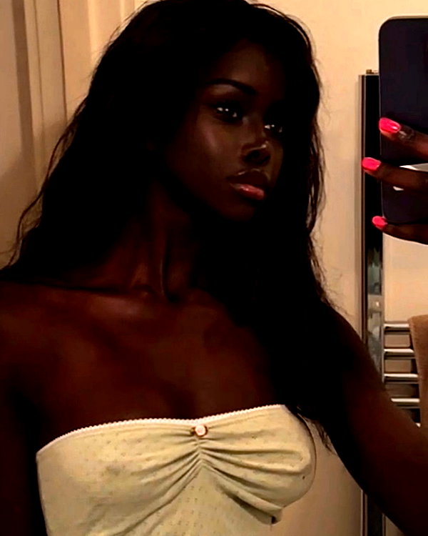 baddiesessence instagram image archive image