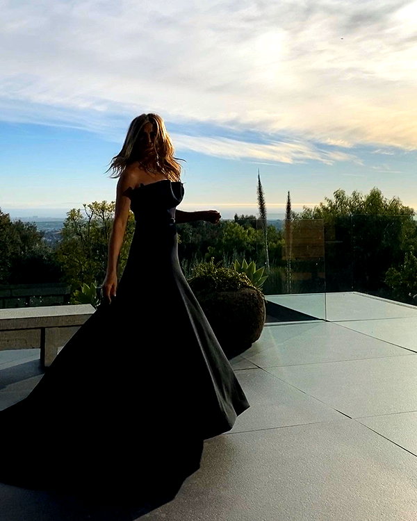 jenniferaniston instagram image archive image