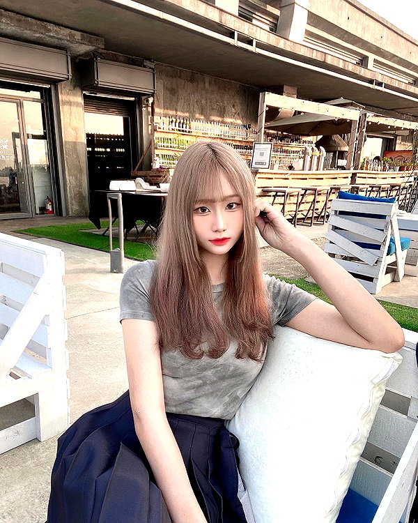 lai_931201 instagram image archive image