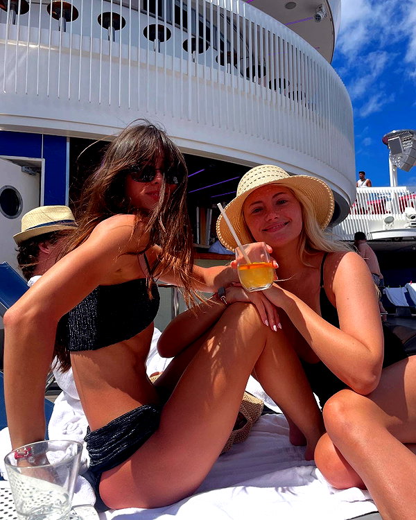 katelynernst3 instagram image archive image
