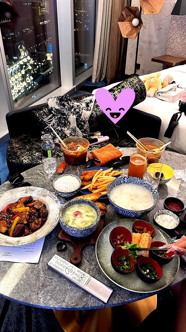 Archived image from @xiaoxinbue on Instagram