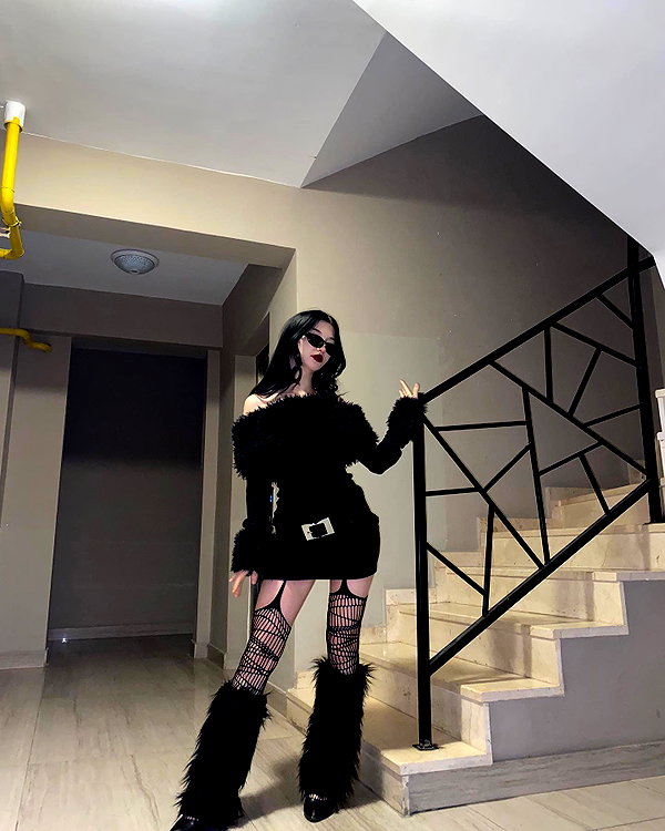 madamist_ instagram image archive image