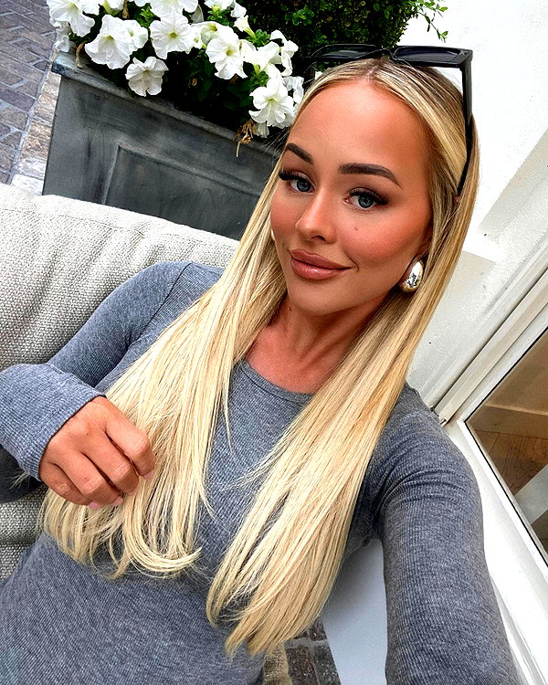 allieauton instagram image archive image