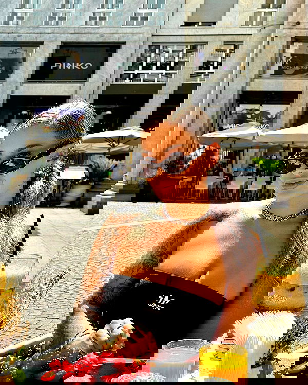 itshayleydavies itshayleydavies archive image