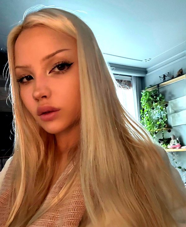 aseynat0r instagram image archive image