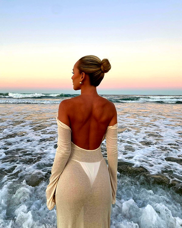 allieauton instagram image archive image