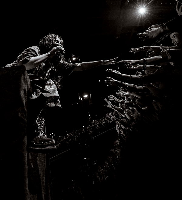 billieeilish instagram image archive image