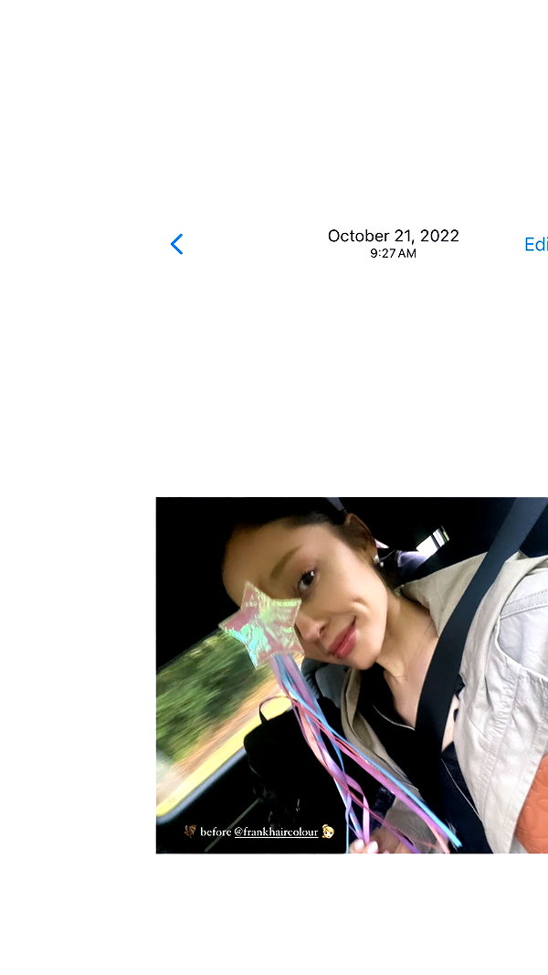 arianagrande instagram image archive image