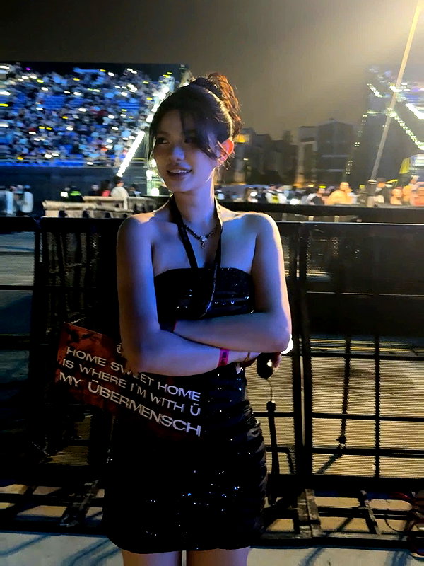 lyhythuedoxinh instagram image archive image