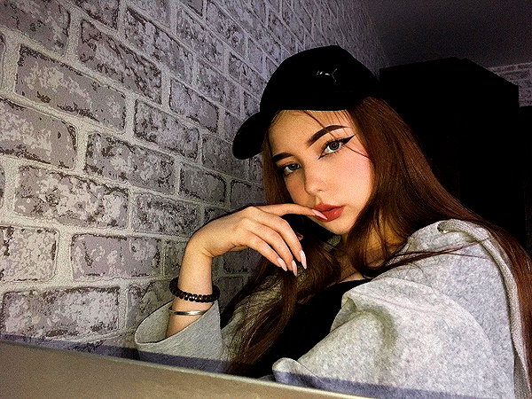 vslunz instagram image archive image