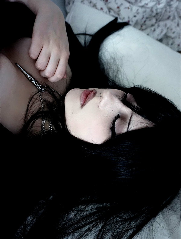 andasrose instagram image archive image