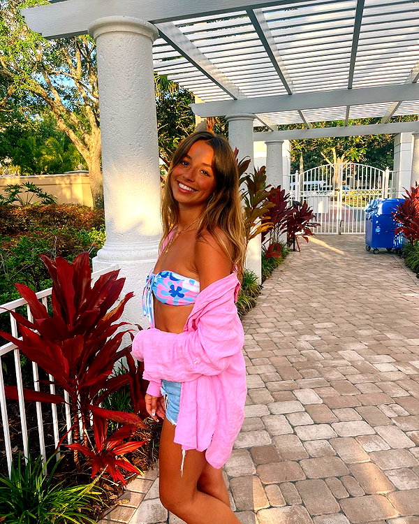 sadieemckennaa instagram image archive image