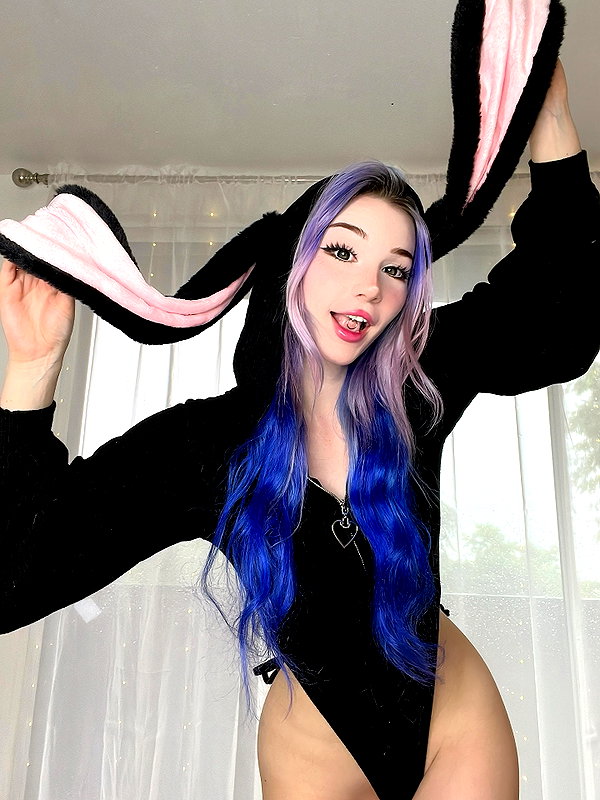danielle.mercedie instagram image archive image
