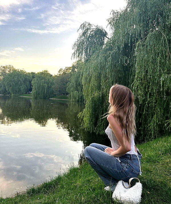 avestanova instagram image archive image