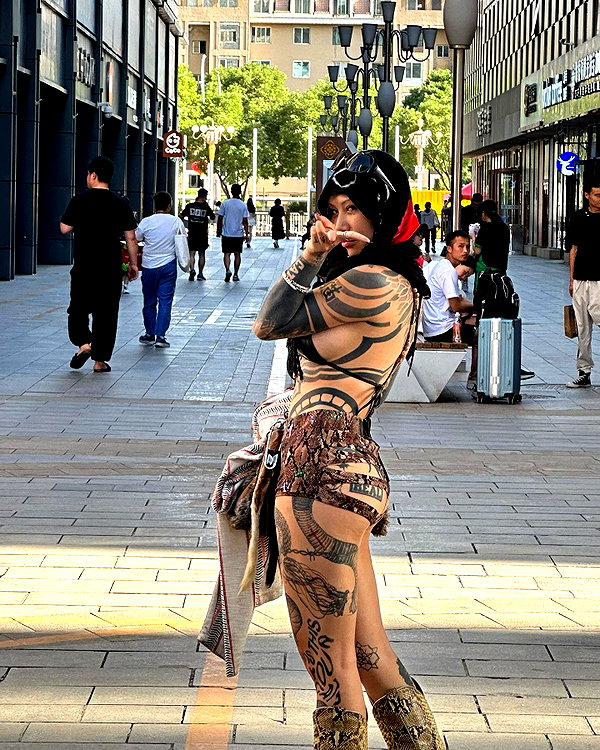 darkstar_mia instagram image archive image