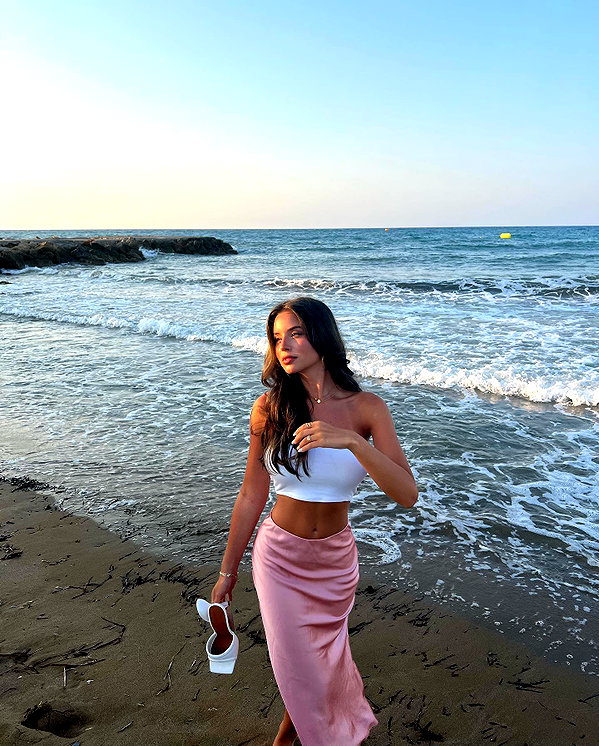 zoeliss instagram image archive image
