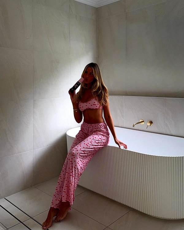 sophiebatzloff instagram image archive image