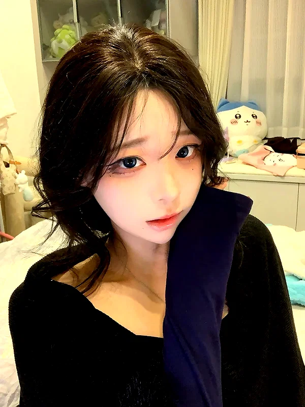 yingyinng_ instagram image archive image