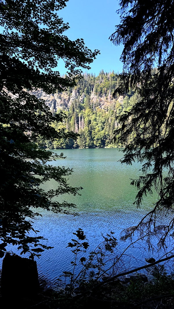 karin_orhov instagram image archive image