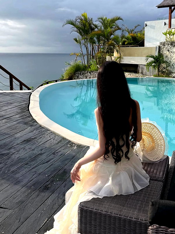 lyhythuedoxinh instagram image archive image