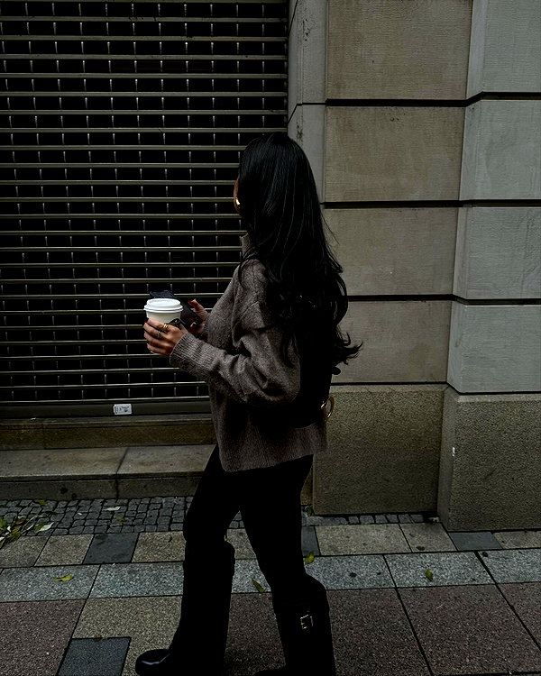 zoeliss instagram image archive image
